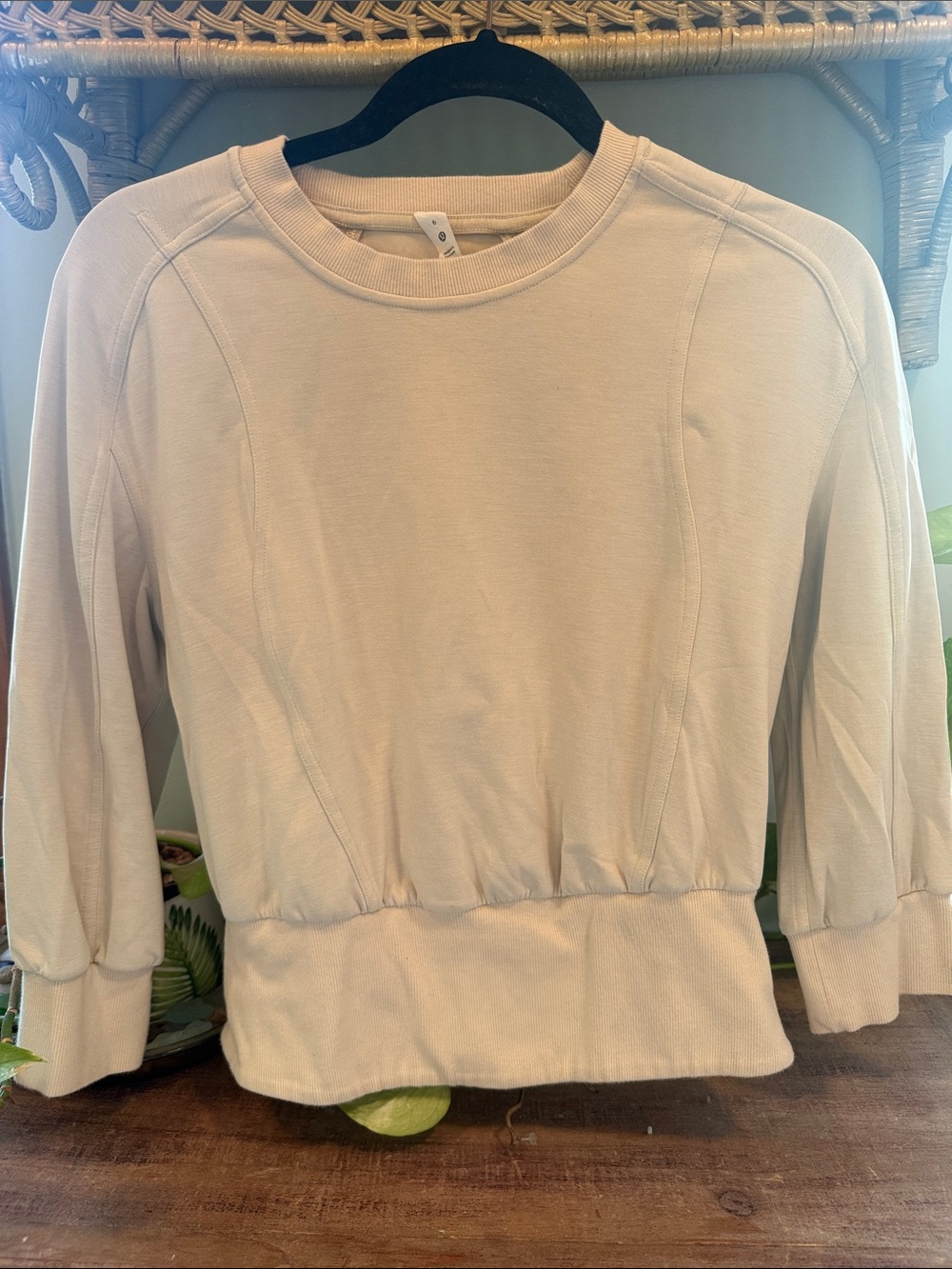 lululemon athletica Cream Crewneck Pullover Sweatshirt